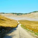בית אירוח Bobica - *