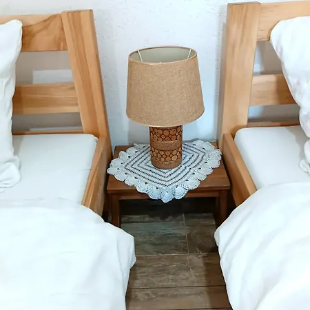 Homestay Bobica - *
