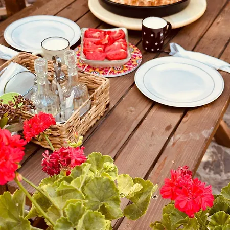 Homestay Bobica - *