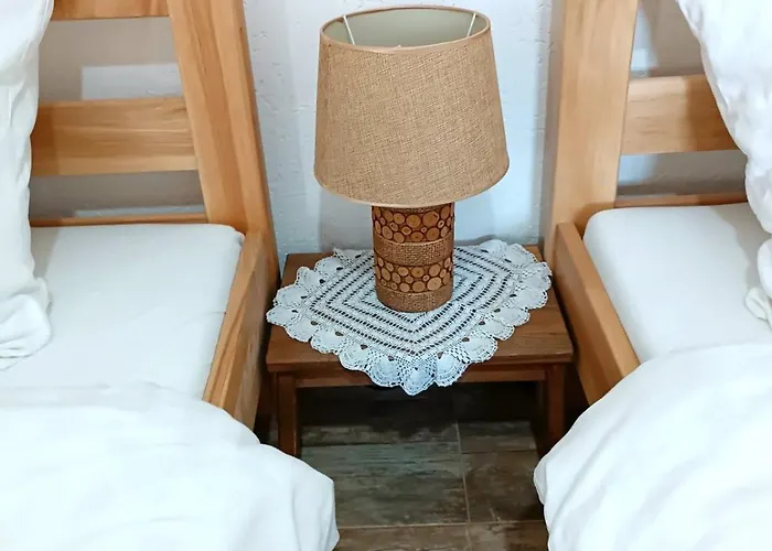 Quarto em Acomodações Particulares Bobica - *