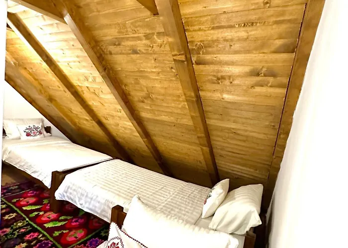 Quarto em Acomodações Particulares Bobica - *